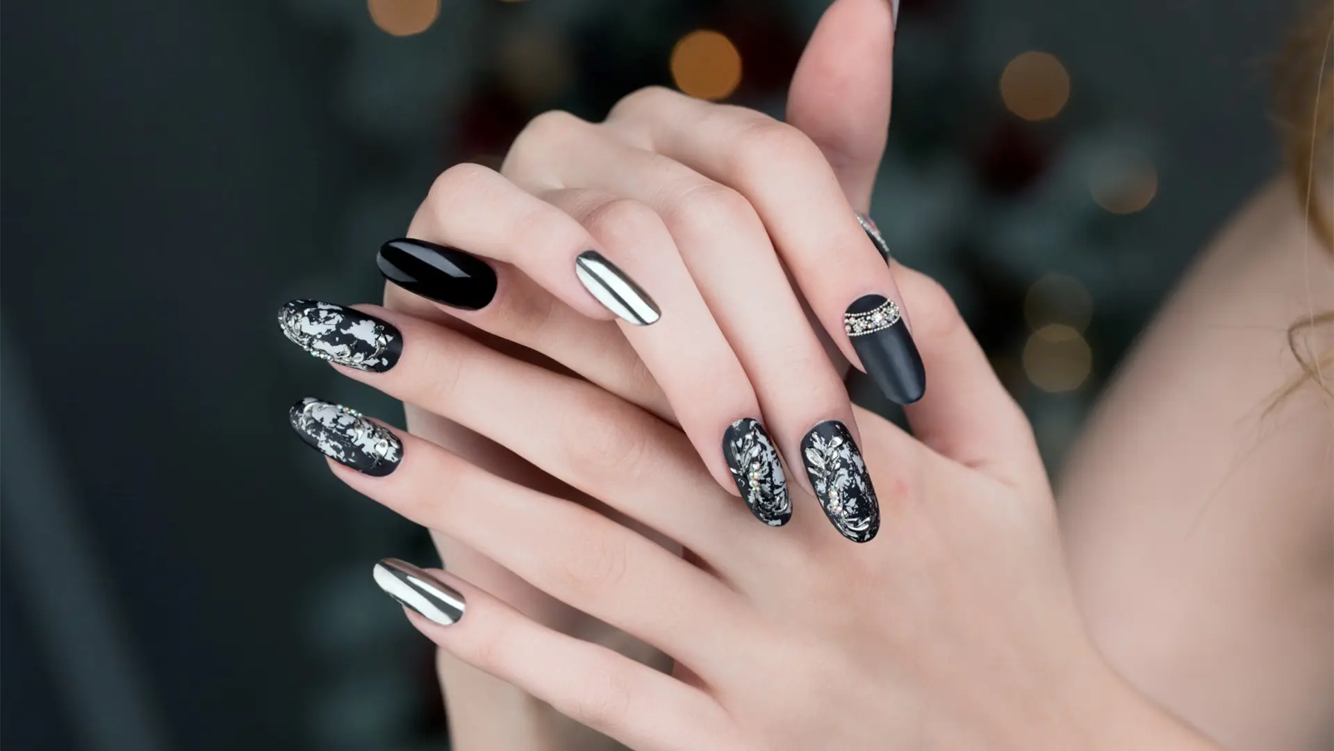 Kuşadası Protez Tırnak